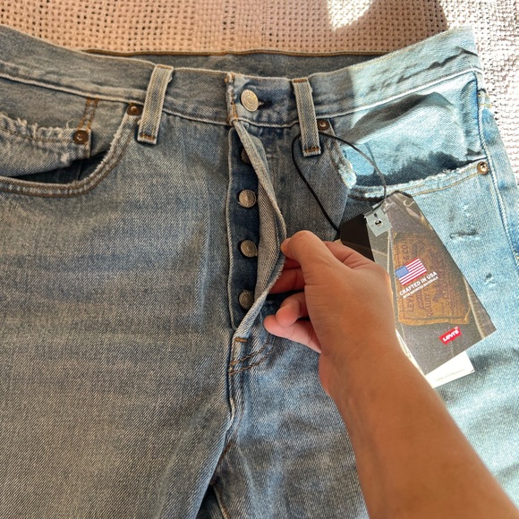 NWT Levi's 501 ripped skinny jeans size 30x28 - Picture 4 of 9